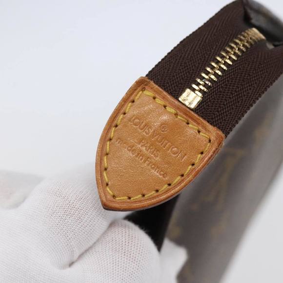 LOUIS VUITTON Monogram Poche Toilette 26 Pouch M47542 LV Auth 99784 - Picture 12 of 16